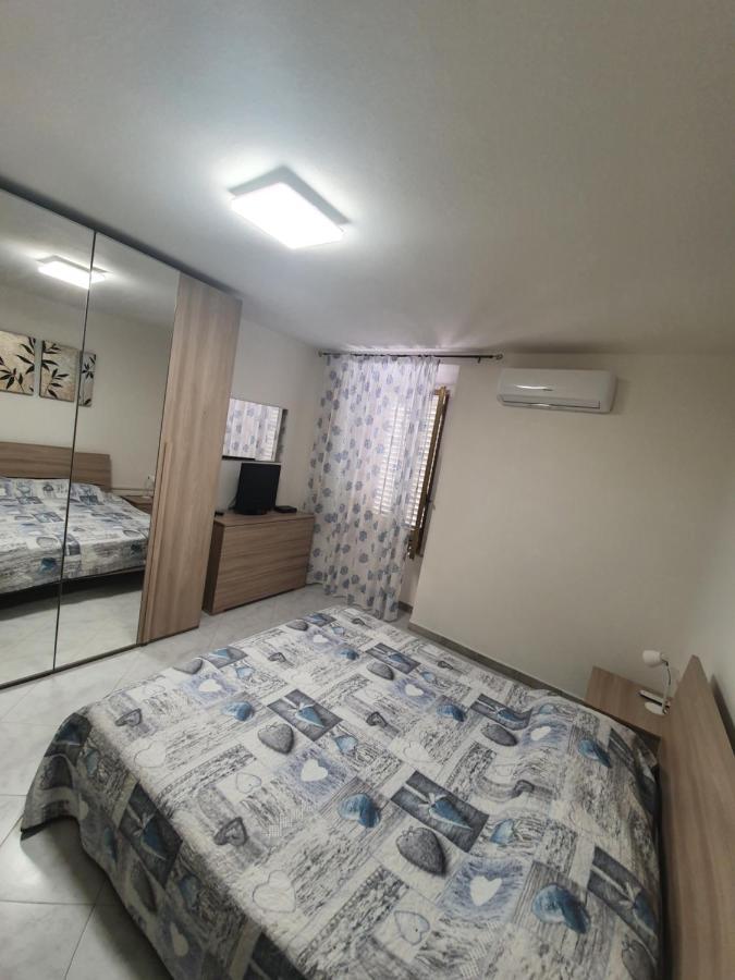 Apartamento Yellowhouse Cala Gonone Exterior foto